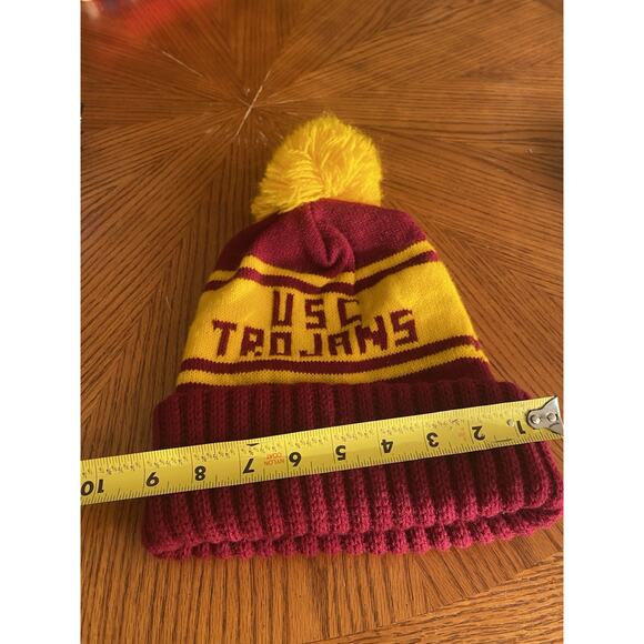 USC Trojans Winter Hat Beanie Cap Pom Pom Spell Out Mens One Size Fits - Picture 7 of 8